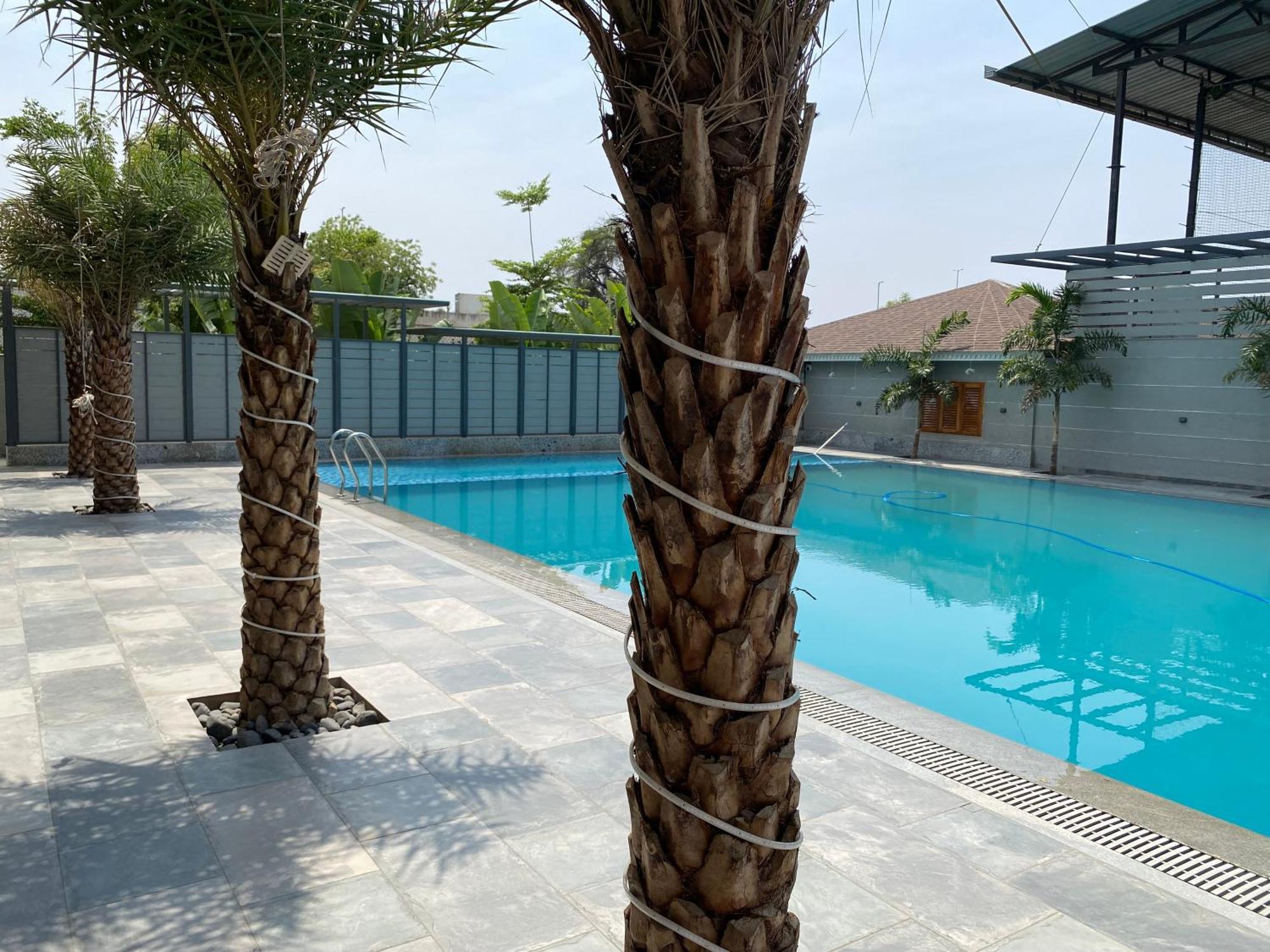 The Pavilion Park Resort Mālegaon Exteriér fotografie